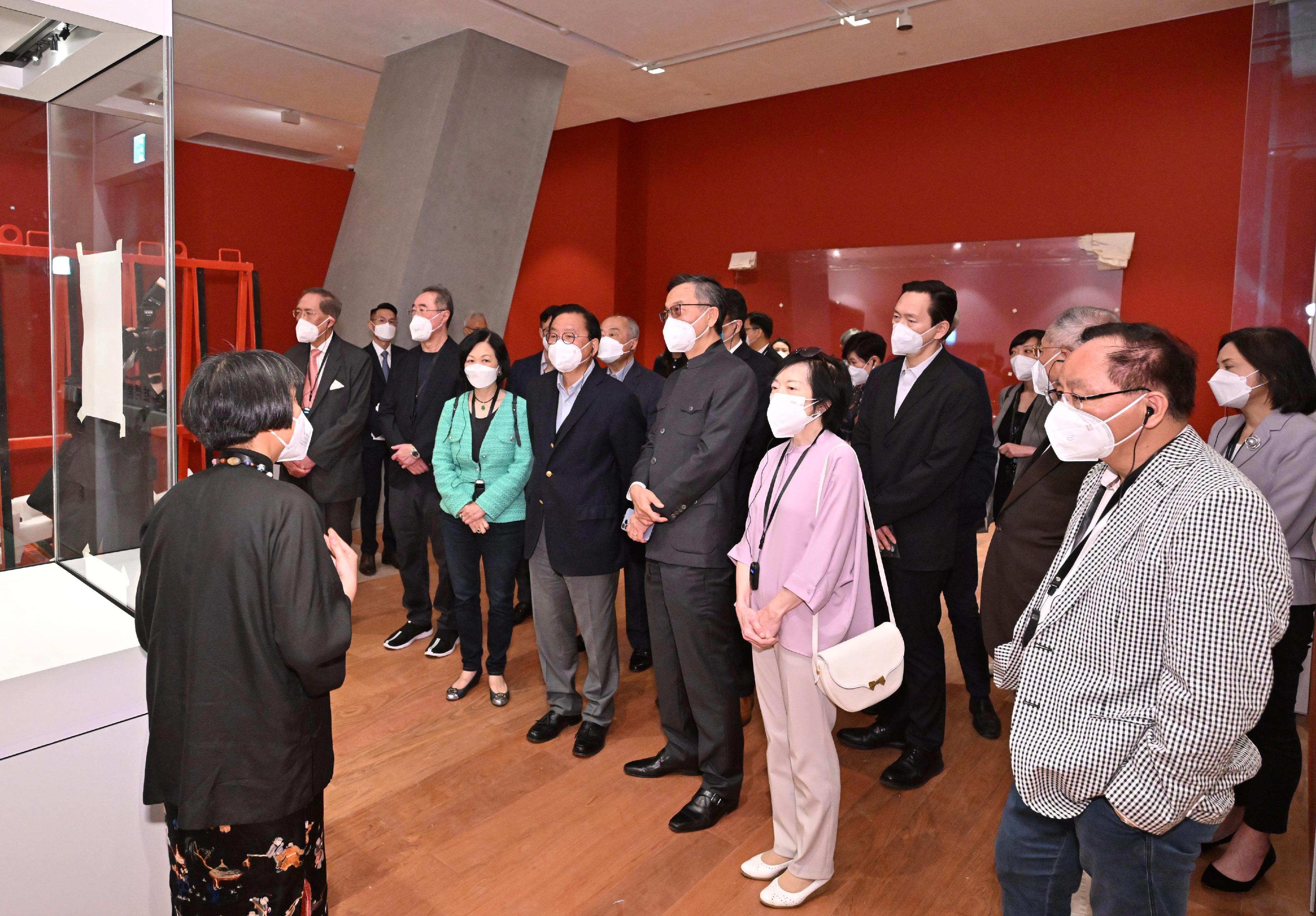 Non-official Members of the Executive Council today (May 5) visit the Hong Kong Palace Museum at the West Kowloon Cultural District.